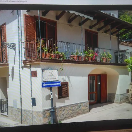 Casa Rosy Di Guida Rosy Apartment *